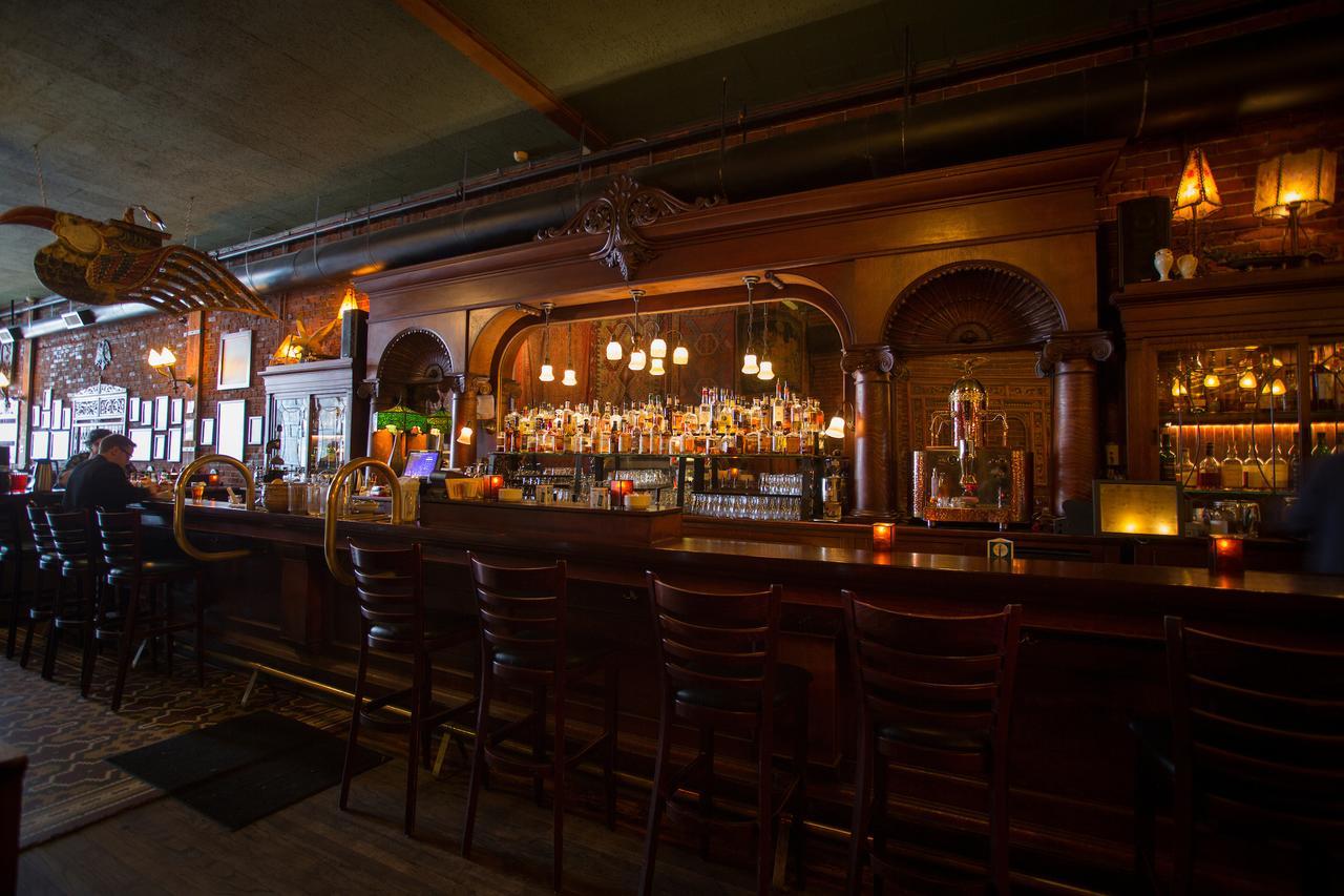 Mcmenamins White Eagle Rock & Roll Hotel 포틀랜드 외부 사진